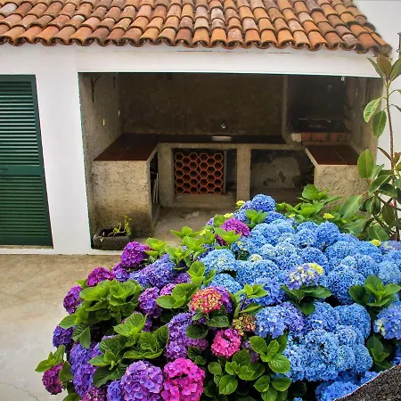 Casa Inti / Inti House Furnas Furnas (Azores)
