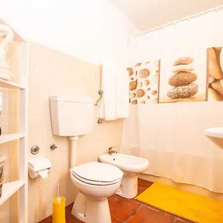 Oda ve Kahvaltı Casa Inti / Inti House Furnas (Azores)