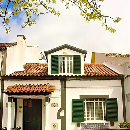 Casa Inti / Inti House Furnas (Azores)